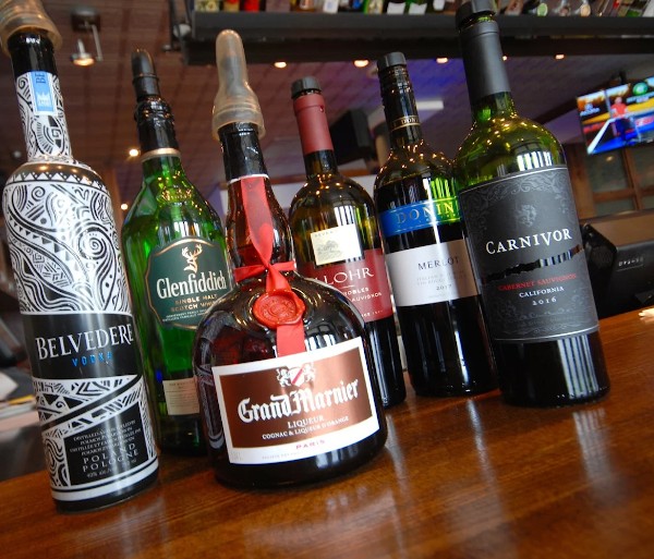 Moe’s Bar & Grill West Island